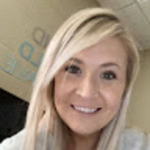 Meet your Posher, Alexandra